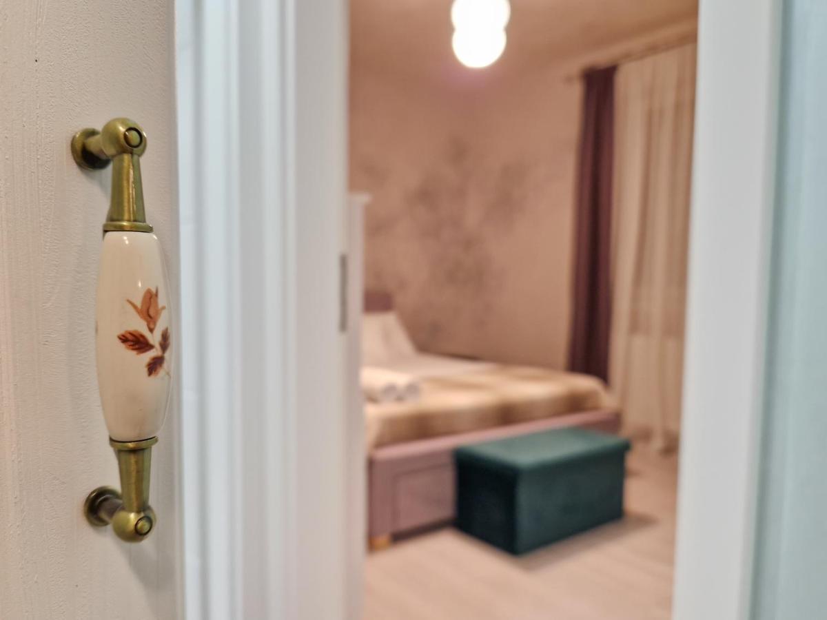 Mirvana Apartments Legacy Residence 티미쇼아라 외부 사진