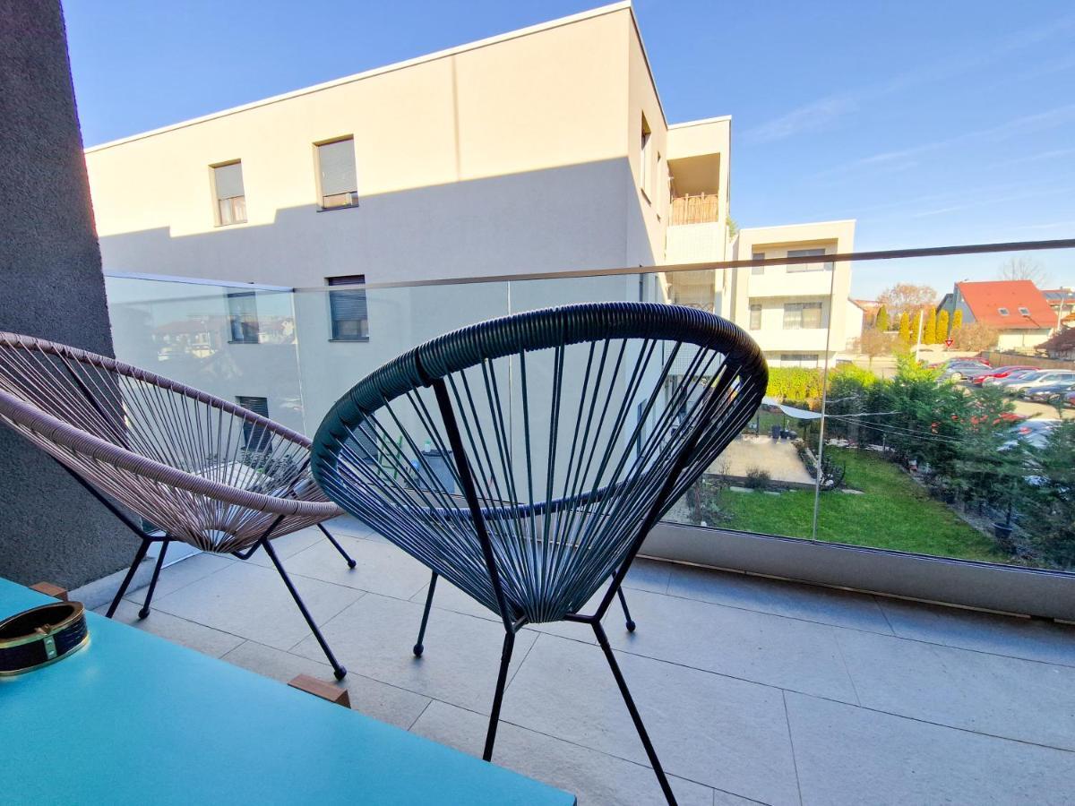 Mirvana Apartments Legacy Residence 티미쇼아라 외부 사진