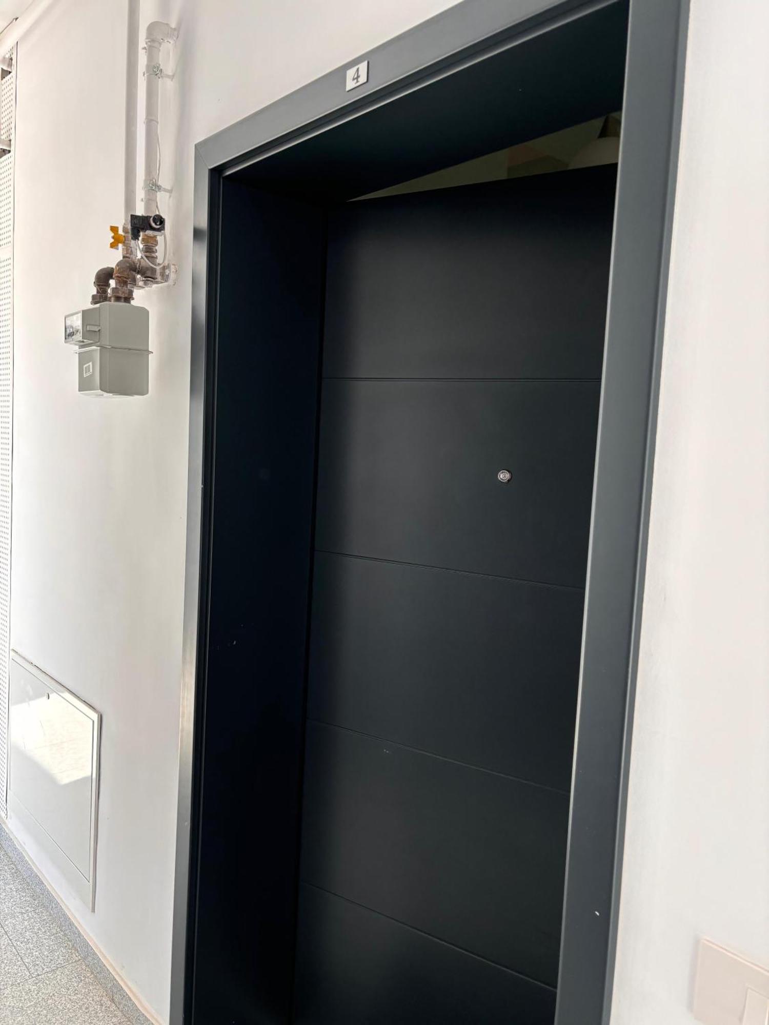 Mirvana Apartments Legacy Residence 티미쇼아라 외부 사진